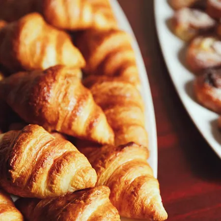 Hotel Amigo Centre 4*