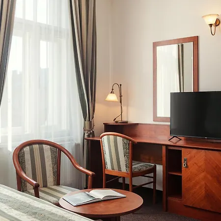 Hotel Amigo Centre 4*