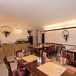 Otel Amigo Centre