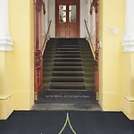 Amigo Centre Otel 4*
