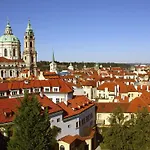 Amigo Centre Otel 4*